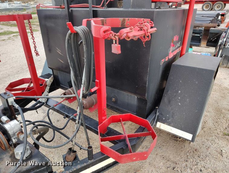 image for item IP9674 2006 Shop built pothole patcher