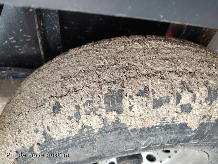 image for item IP9674 2006 Shop built pothole patcher