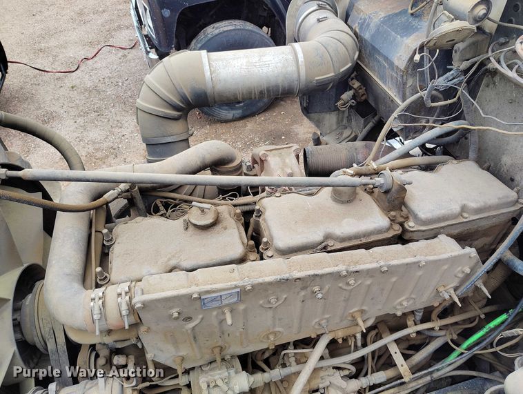 image for item IP9713 1988 Kenworth W900B dump truck