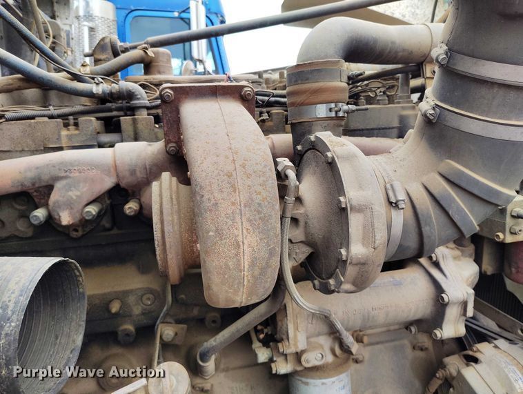 image for item IP9713 1988 Kenworth W900B dump truck