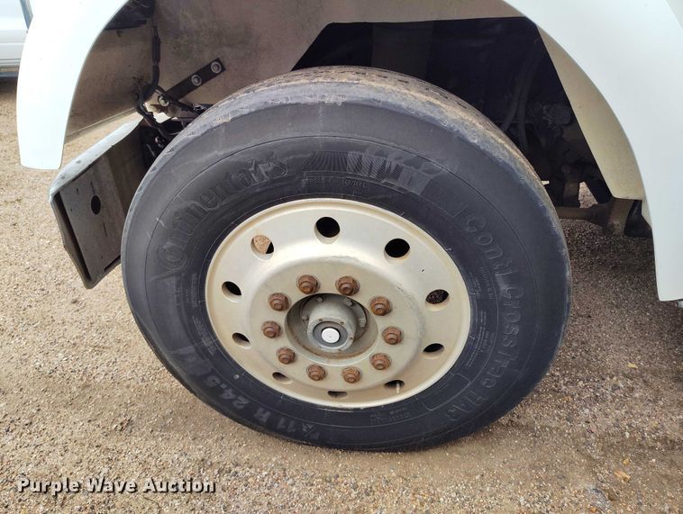 image for item IP9713 1988 Kenworth W900B dump truck