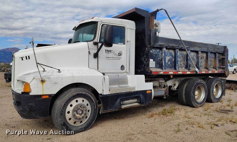 image for item IP9716 1991 Kenworth T600 dump truck