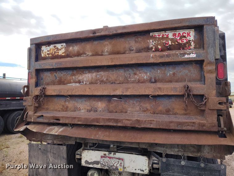 image for item IP9716 1991 Kenworth T600 dump truck