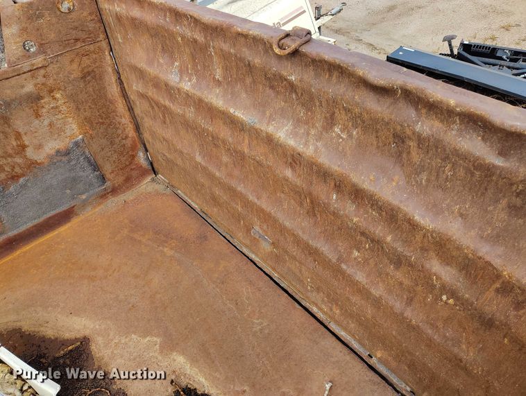 image for item IP9716 1991 Kenworth T600 dump truck