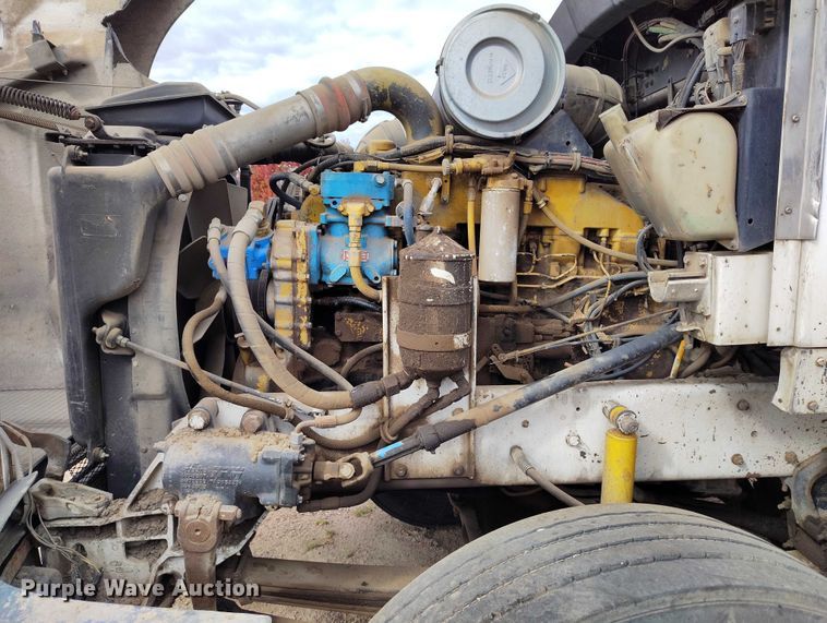 image for item IP9716 1991 Kenworth T600 dump truck