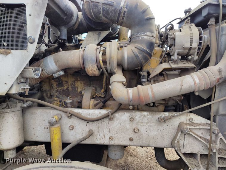 image for item IP9716 1991 Kenworth T600 dump truck