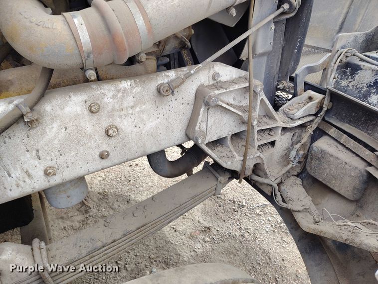 image for item IP9716 1991 Kenworth T600 dump truck