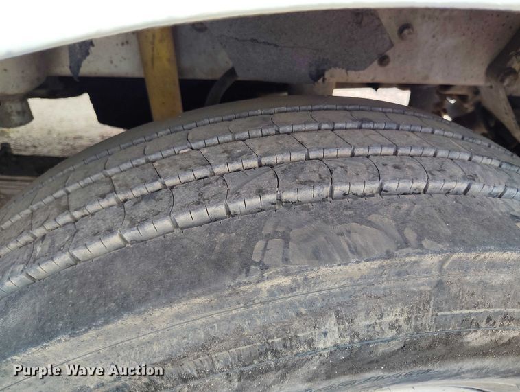 image for item IP9716 1991 Kenworth T600 dump truck