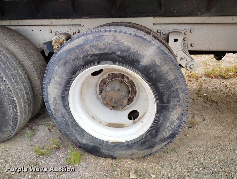 image for item IP9716 1991 Kenworth T600 dump truck