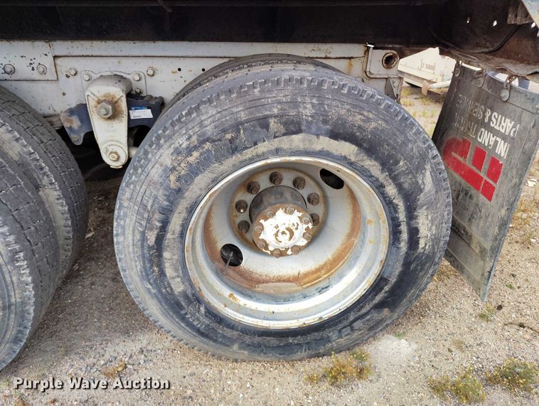 image for item IP9716 1991 Kenworth T600 dump truck