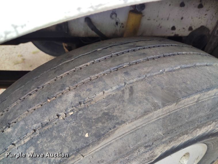 image for item IP9716 1991 Kenworth T600 dump truck