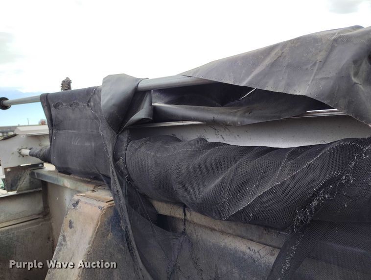 image for item IP9718 2003 Freightliner FLD dump truck