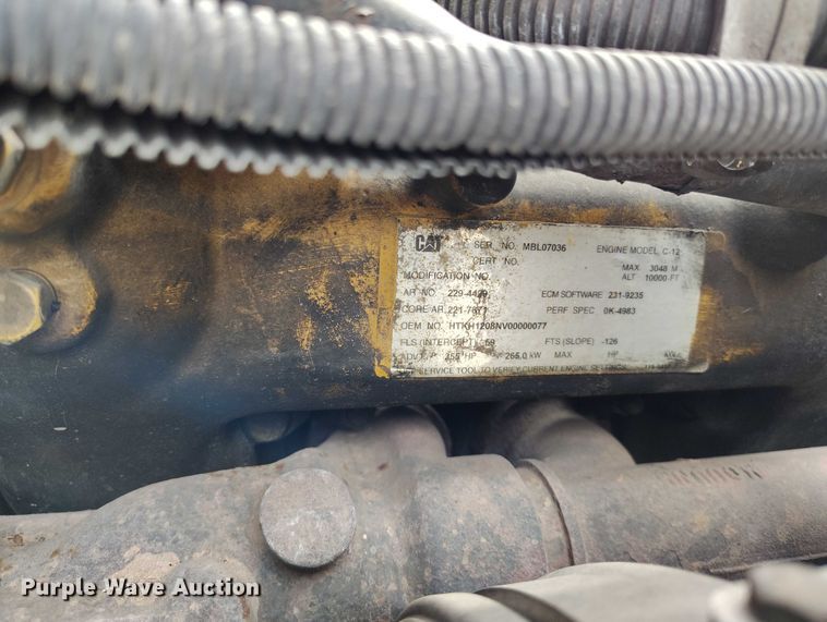 image for item IP9718 2003 Freightliner FLD dump truck