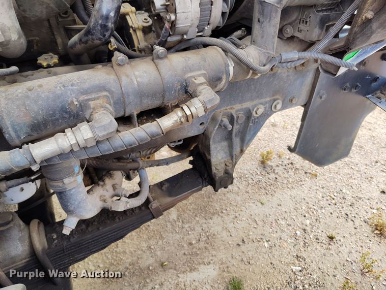 image for item IP9718 2003 Freightliner FLD dump truck