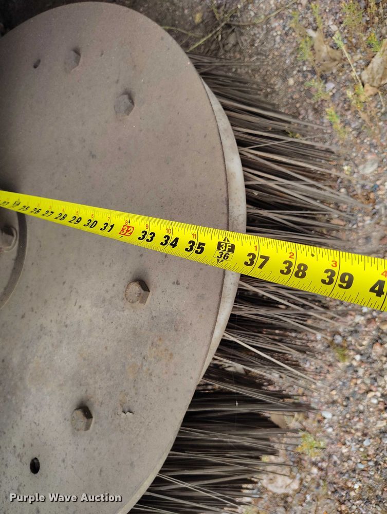 image for item IP9721 2006 Sterling SC8000 street sweeper truck