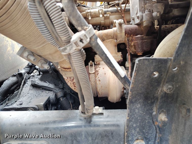 image for item IP9721 2006 Sterling SC8000 street sweeper truck