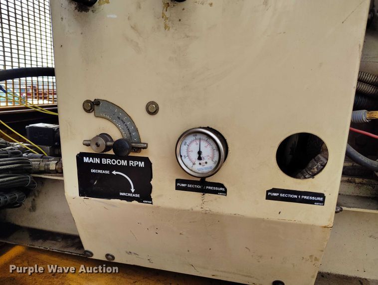 image for item IP9721 2006 Sterling SC8000 street sweeper truck