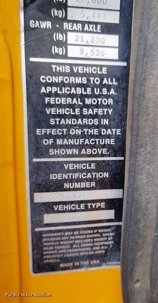 image for item IP9721 2006 Sterling SC8000 street sweeper truck