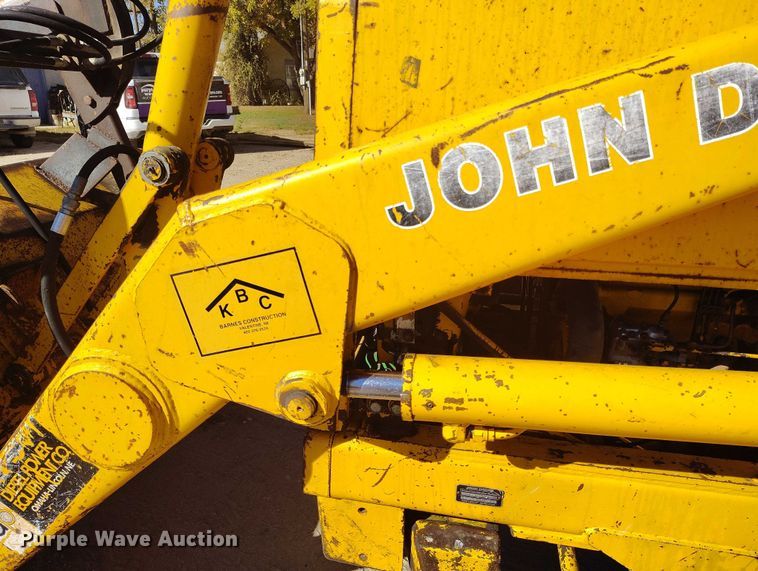 image for item IP9735 1983 John Deere 510B Turbo backhoe