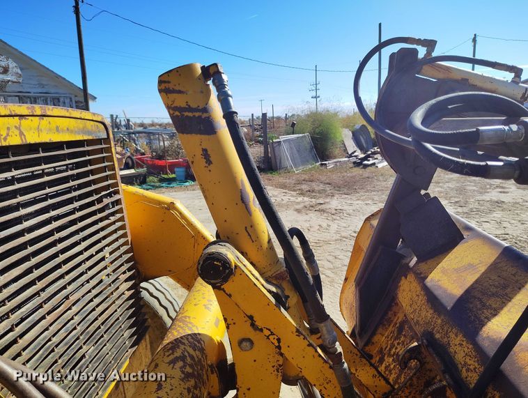 image for item IP9735 1983 John Deere 510B Turbo backhoe