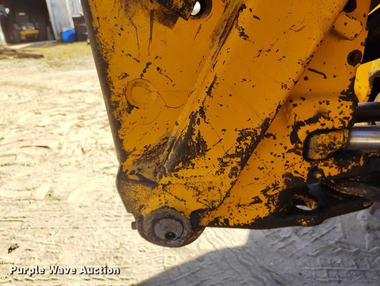 image for item IP9735 1983 John Deere 510B Turbo backhoe