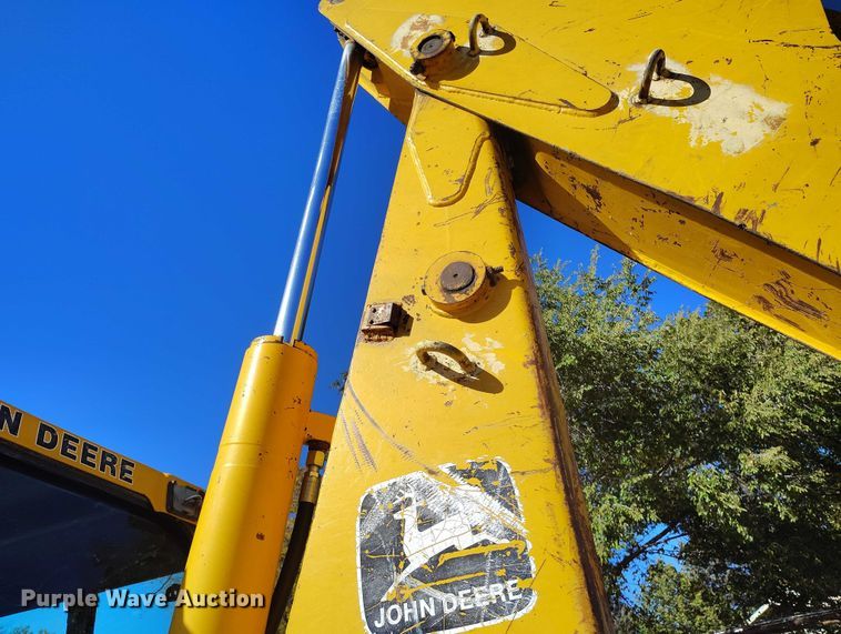 image for item IP9735 1983 John Deere 510B Turbo backhoe