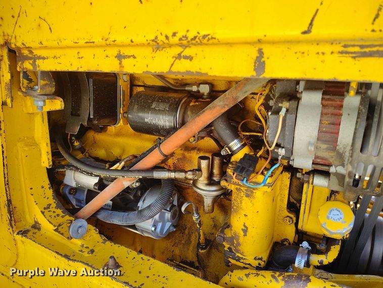 image for item IP9735 1983 John Deere 510B Turbo backhoe