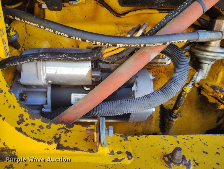 image for item IP9735 1983 John Deere 510B Turbo backhoe