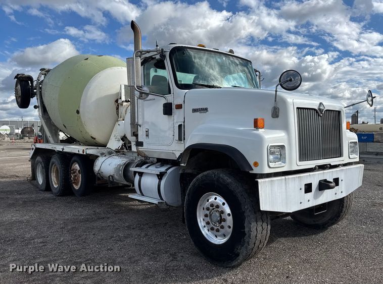 image for item NA9810 2007 International 5500I ready mix truck