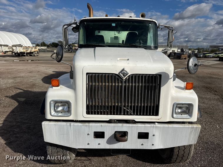 image for item NA9810 2007 International 5500I ready mix truck