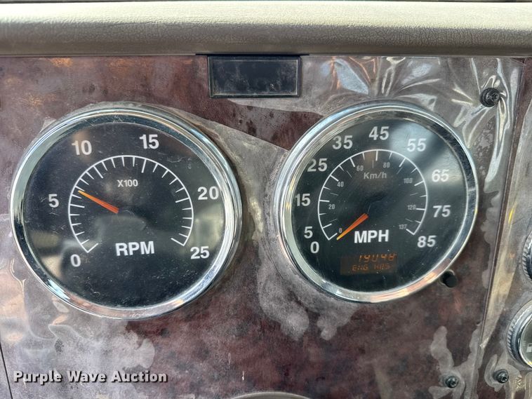 image for item NA9810 2007 International 5500I ready mix truck