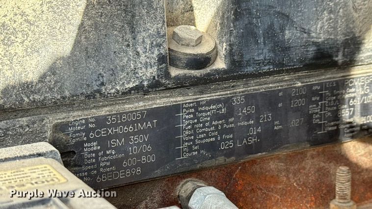 image for item NA9810 2007 International 5500I ready mix truck