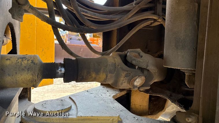 image for item ND9435 2001 Caterpillar 950G wheel loader