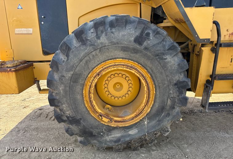 image for item ND9435 2001 Caterpillar 950G wheel loader