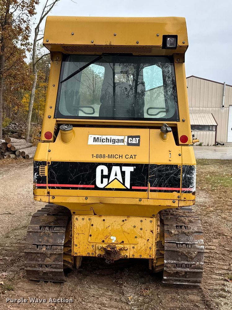 image for item ND9439 2006 Caterpillar D3G XL dozer