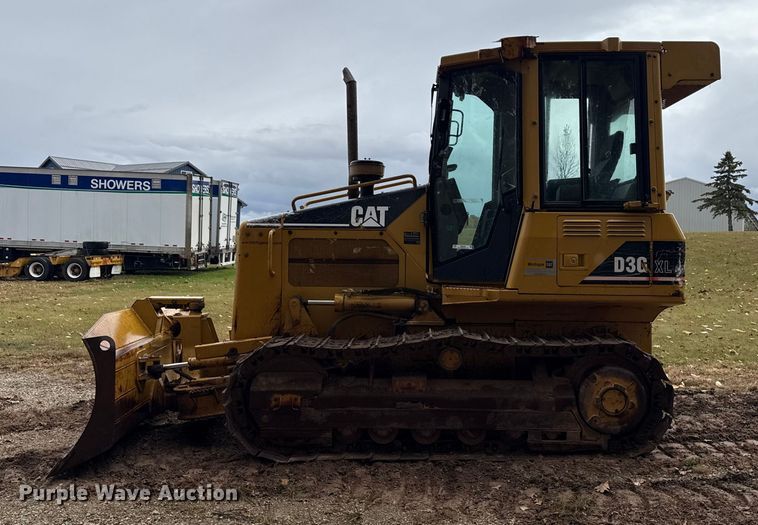 image for item ND9439 2006 Caterpillar D3G XL dozer