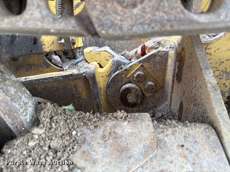 image for item ND9439 2006 Caterpillar D3G XL dozer