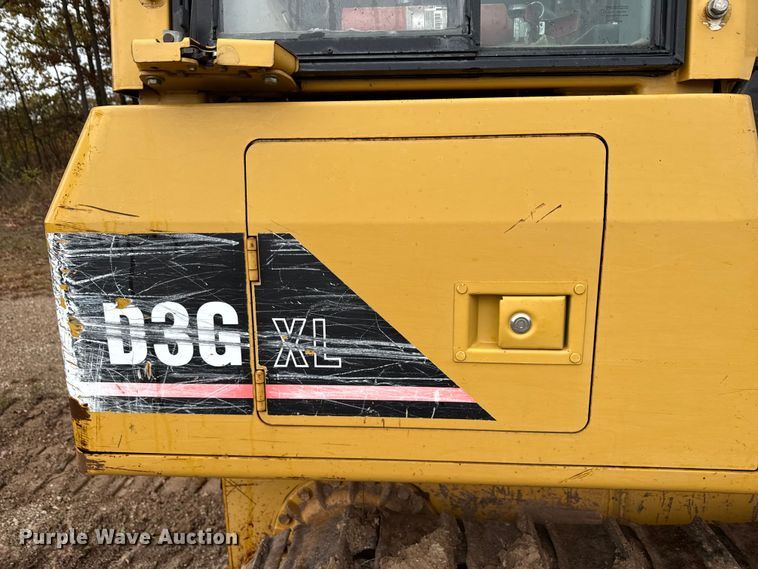 image for item ND9439 2006 Caterpillar D3G XL dozer