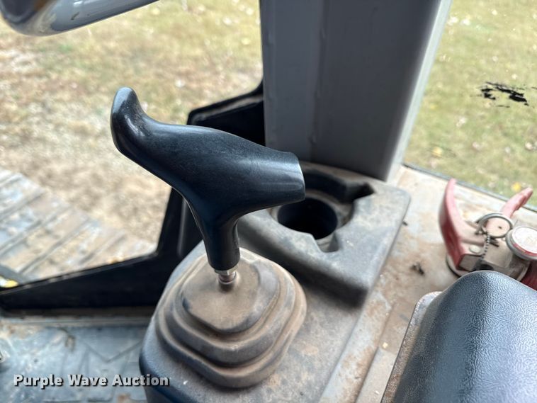 image for item ND9439 2006 Caterpillar D3G XL dozer