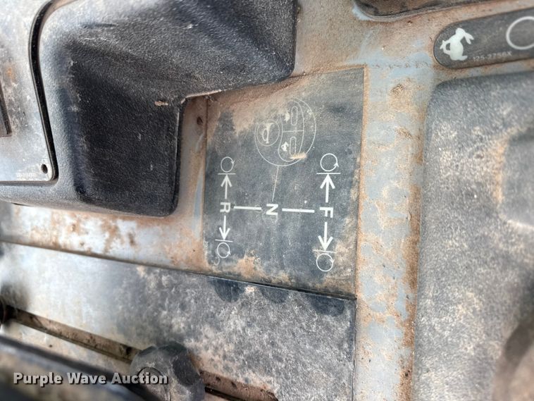 image for item ND9439 2006 Caterpillar D3G XL dozer