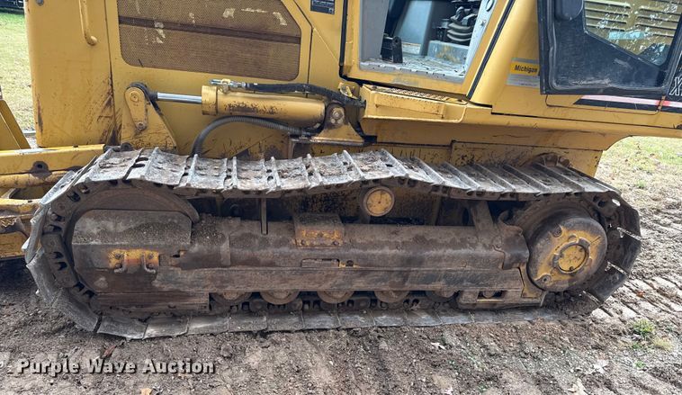 image for item ND9439 2006 Caterpillar D3G XL dozer