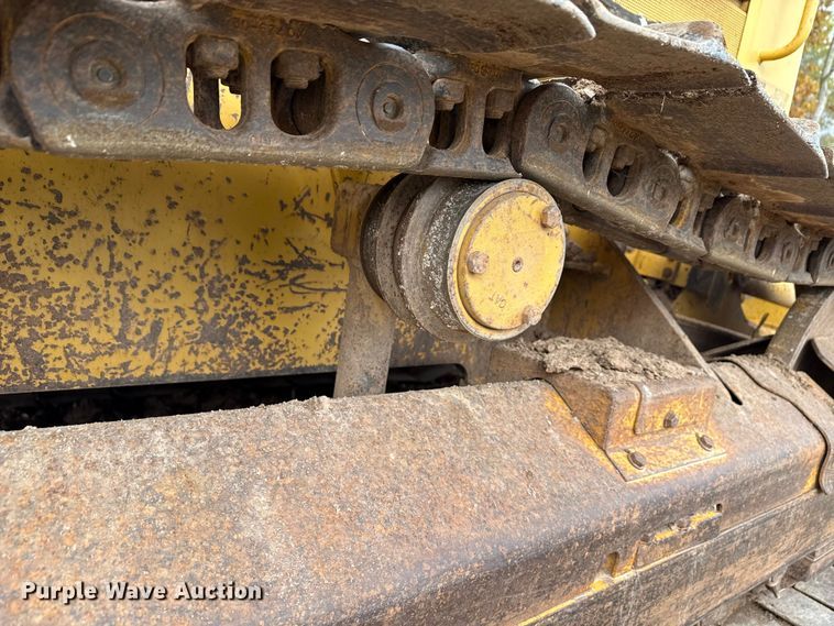 image for item ND9439 2006 Caterpillar D3G XL dozer