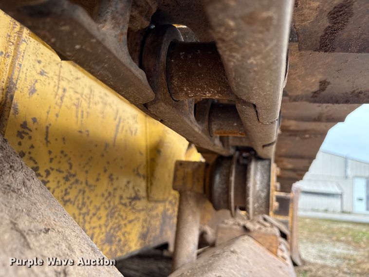 image for item ND9439 2006 Caterpillar D3G XL dozer