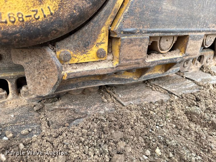 image for item ND9439 2006 Caterpillar D3G XL dozer