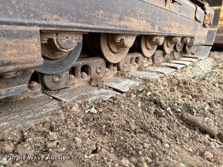 image for item ND9439 2006 Caterpillar D3G XL dozer