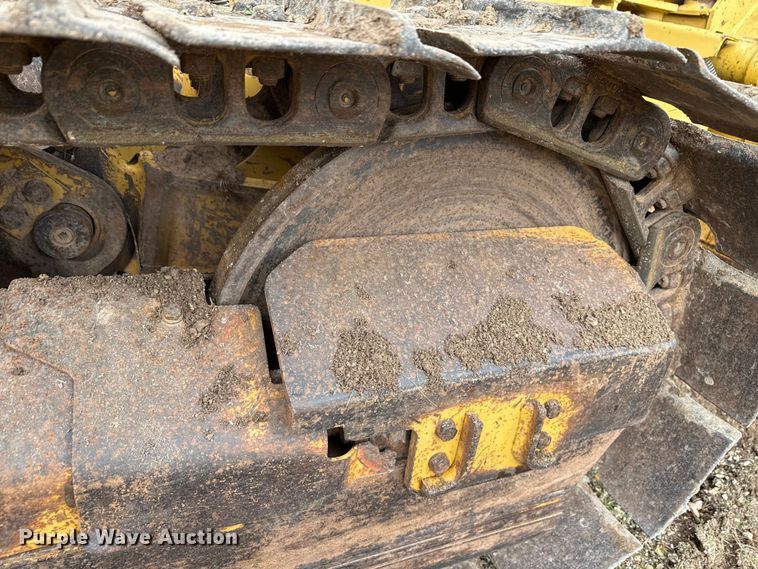 image for item ND9439 2006 Caterpillar D3G XL dozer