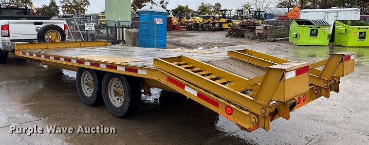 image for item ND9440 2007 Redi Haul equipment trailer