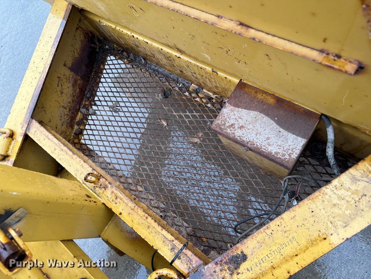 image for item ND9440 2007 Redi Haul equipment trailer