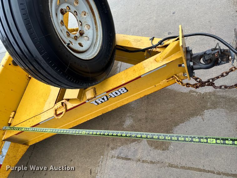 image for item ND9440 2007 Redi Haul equipment trailer