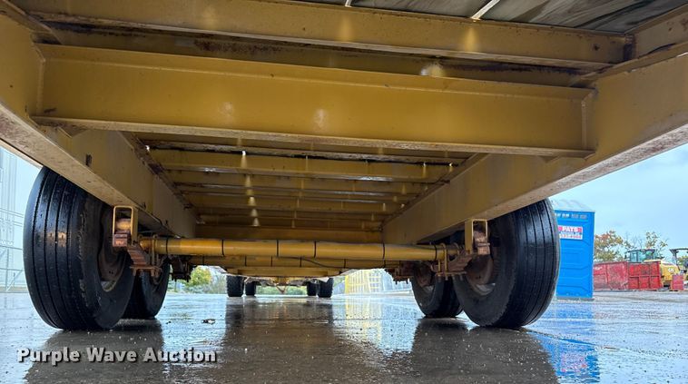 image for item ND9440 2007 Redi Haul equipment trailer